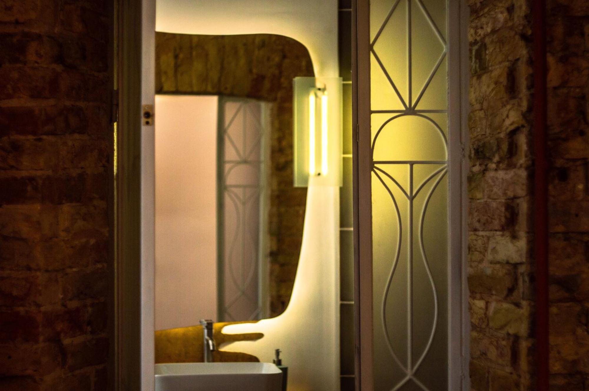 Kyiv Solaris Studio Luaran gambar