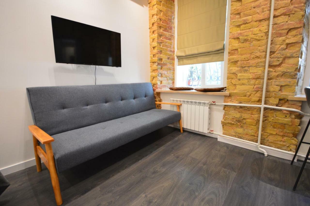 Kyiv Solaris Studio Luaran gambar